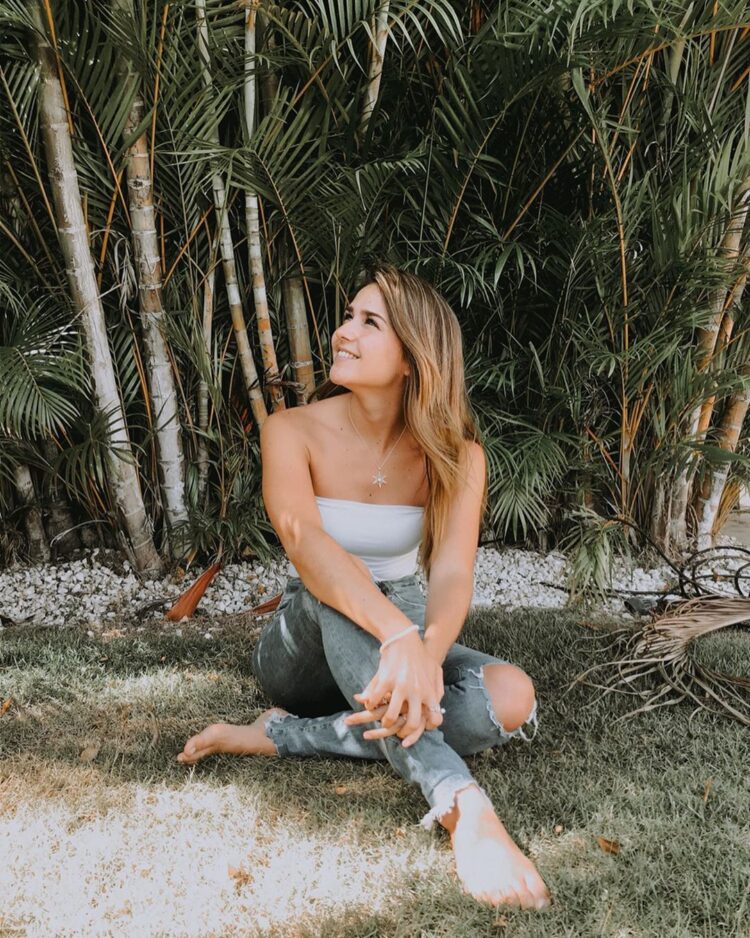 giovanna reynaud feet 3