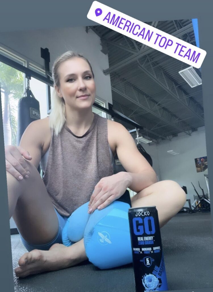 giovanna santos feet 5