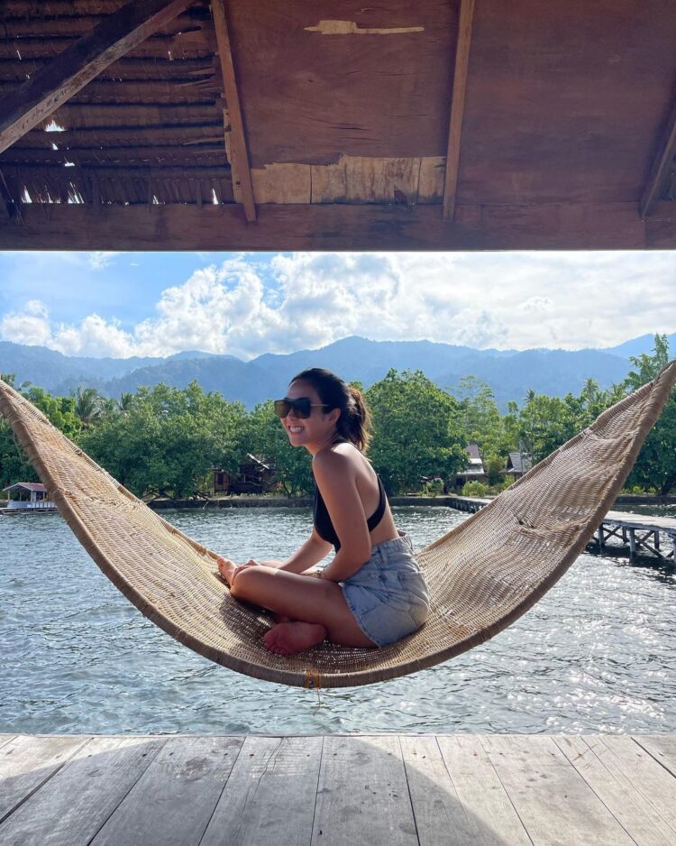 gisella anastasia feet 3