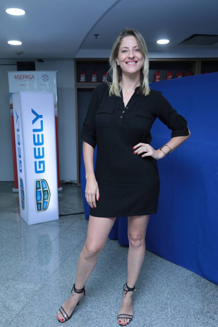 gisella cassettai feet 1