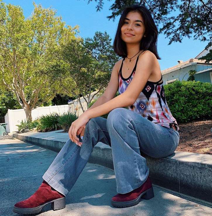 giselle lomelino feet 3