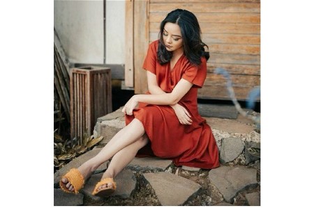 gita sinaga feet 1