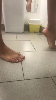 giulia calcaterra feet