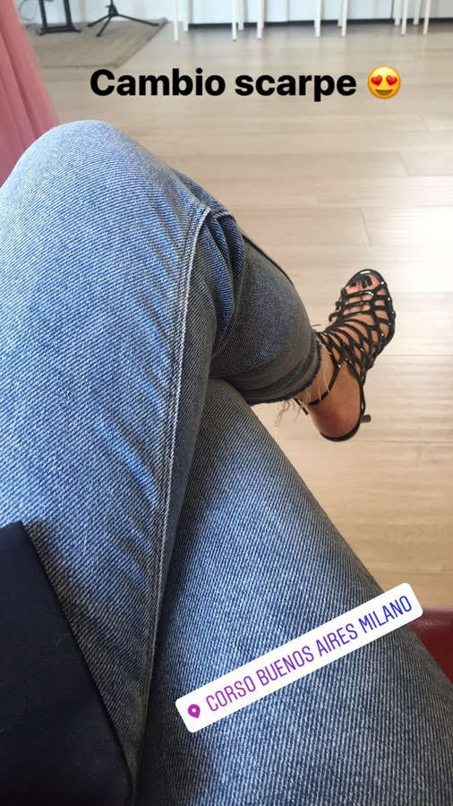 giulia luzi feet 6