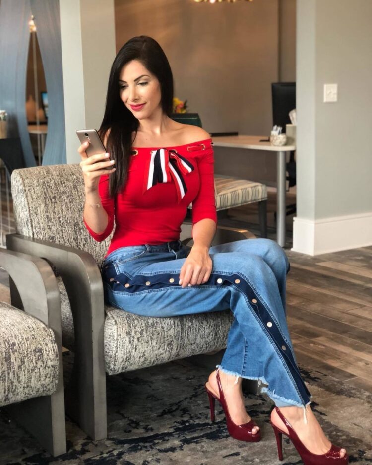 gizel mobayed feet 2