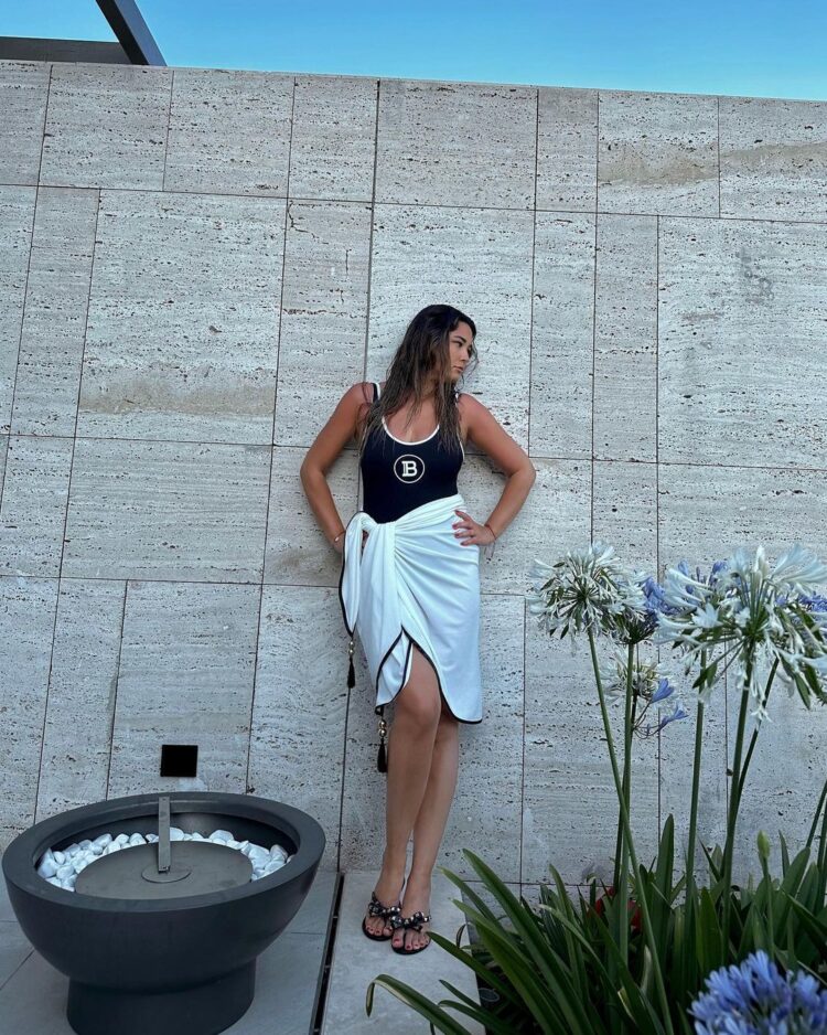 gizem hatipoglu feet 5