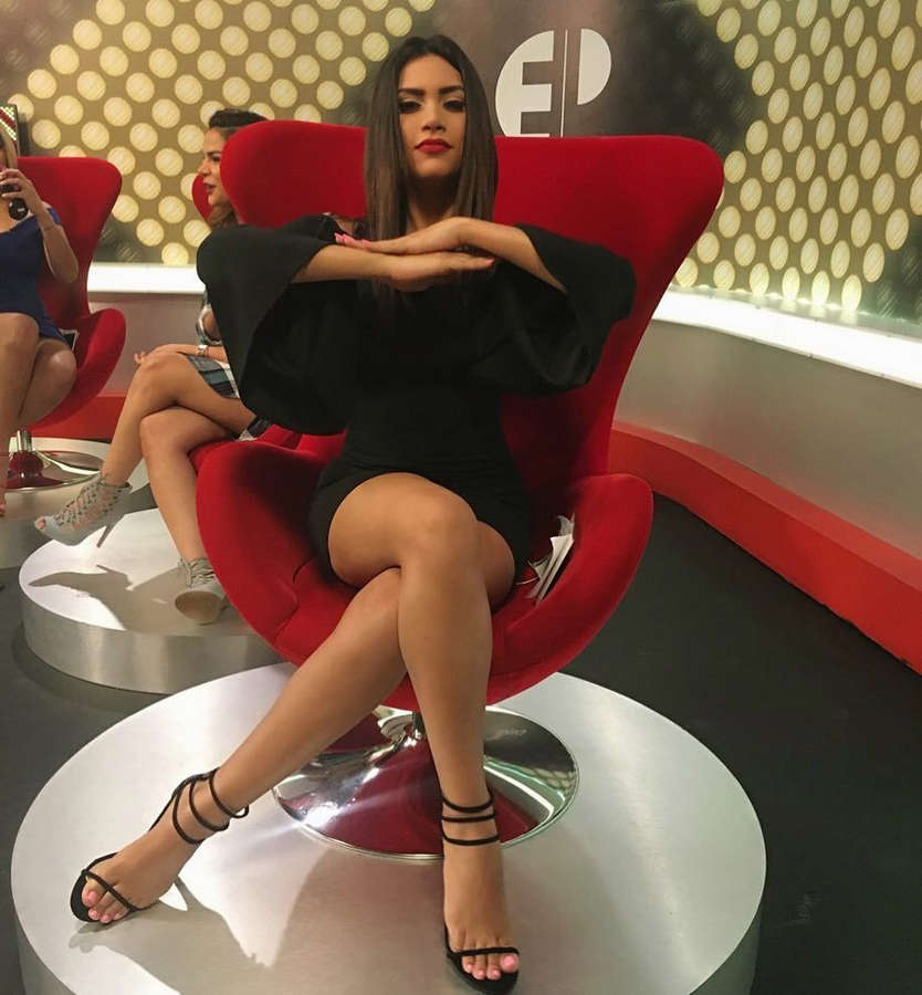 gladys brandao feet 6