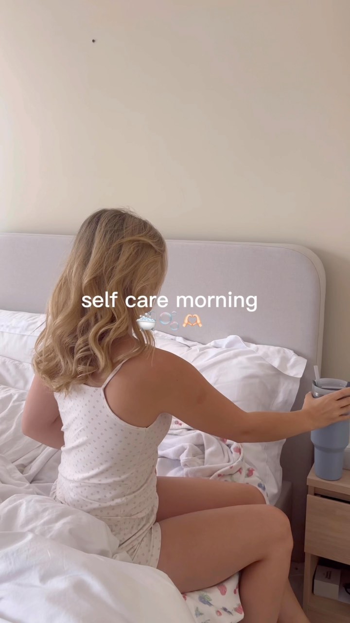 glamwithdarcey feet 4