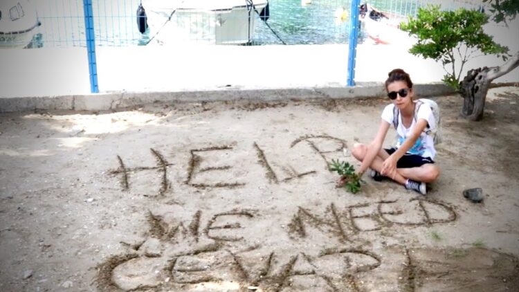 gloria berger feet 1