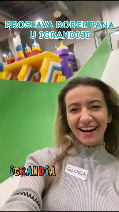 gloria berger feet 3