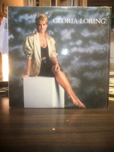 gloria loring feet 4