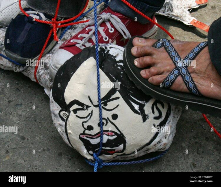 gloria macapagal arroyo feet 5