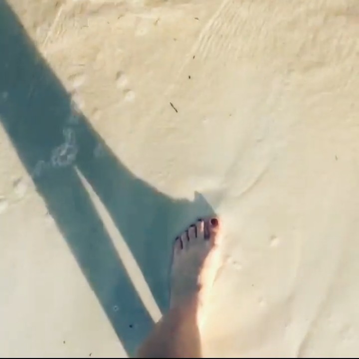gloria sierra feet 3