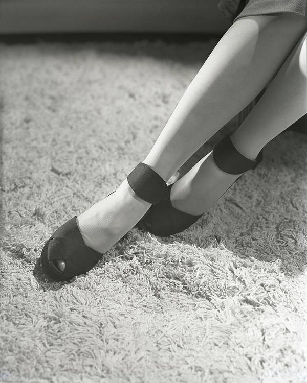 gloria swanson feet
