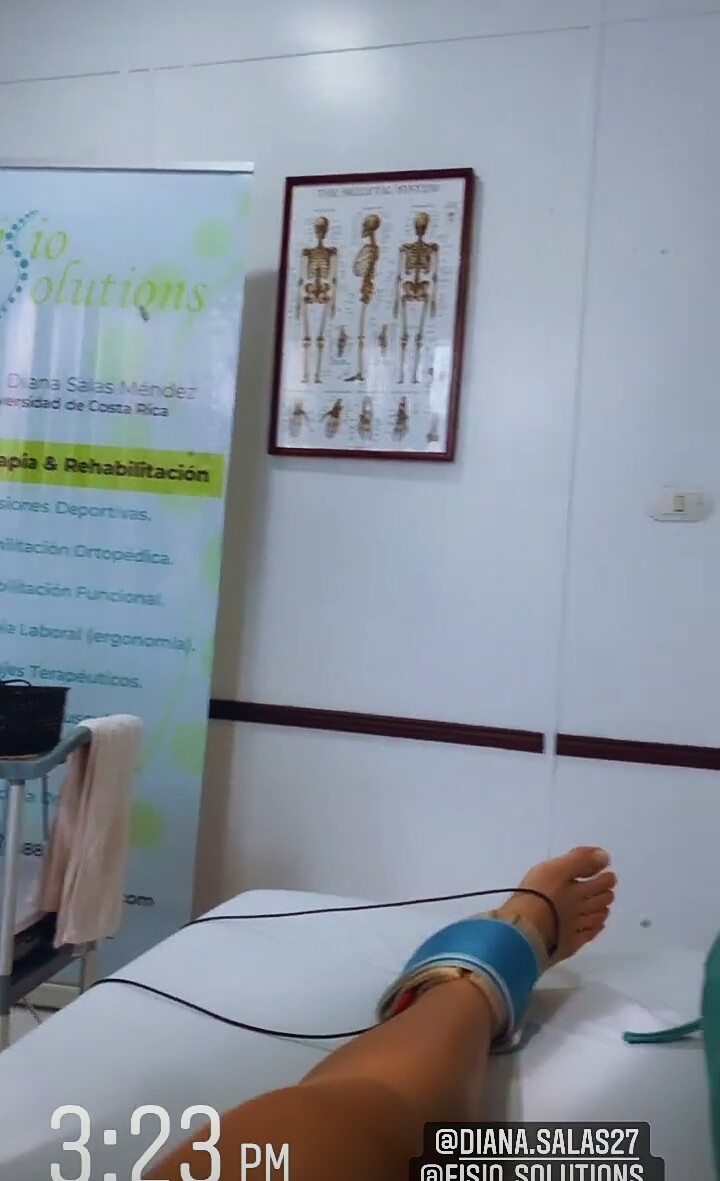 gloriana villalobos feet