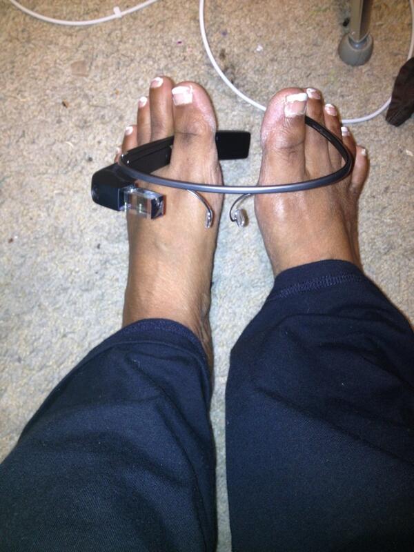 glozell green feet 1