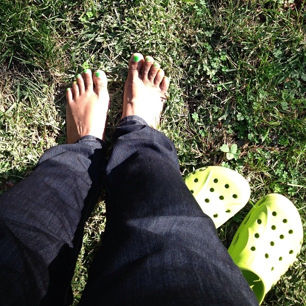 glozell green feet 3