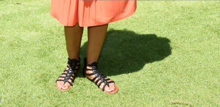 glozell green feet 4