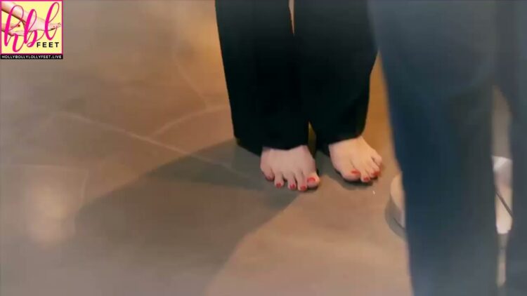 go toe kyung feet 6