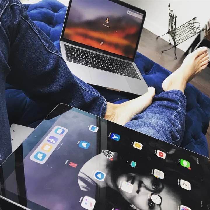 goldie taylor feet 3