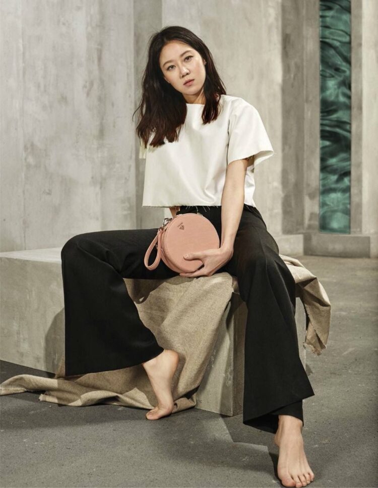 gong hyo jin feet 2