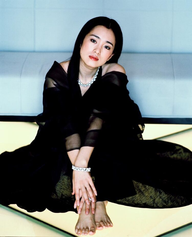 Gong Li Feet