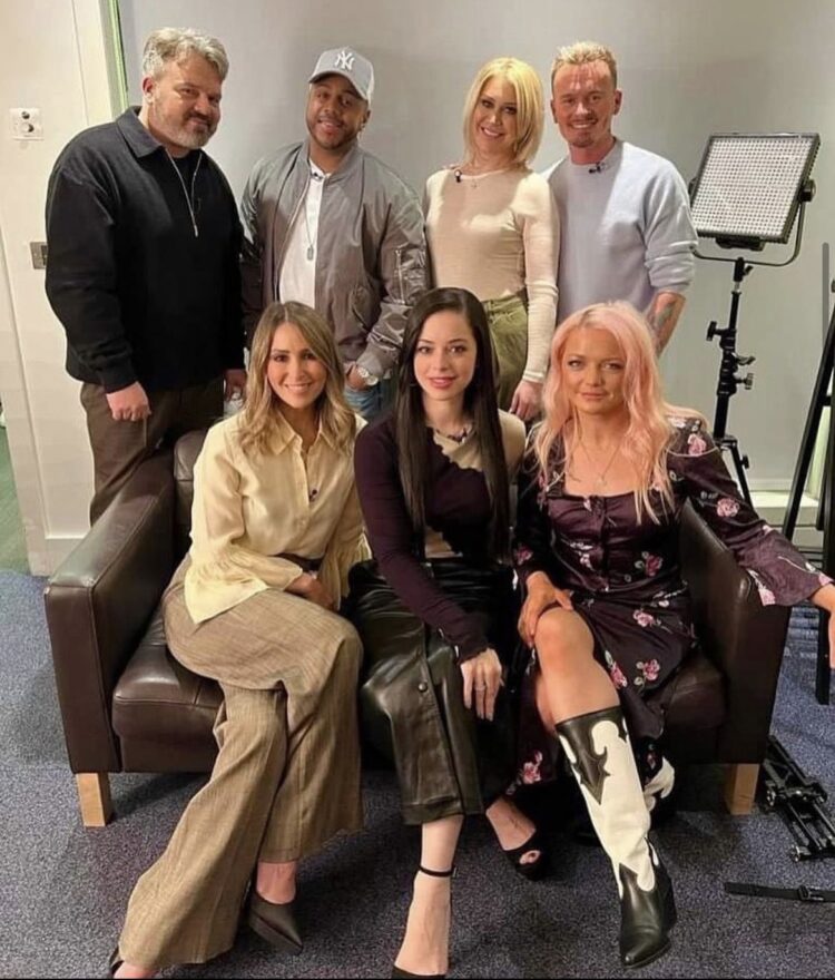 grace barrett feet 4