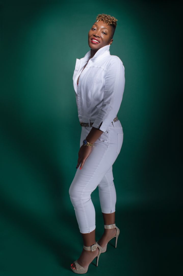 grace drummond feet 5