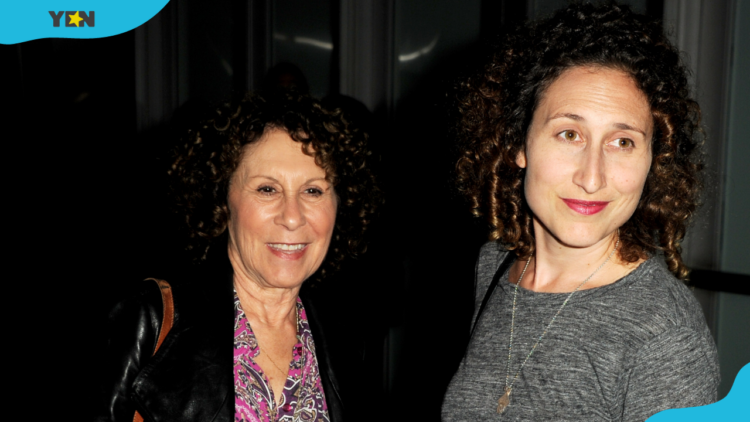 grace fan devito feet 5