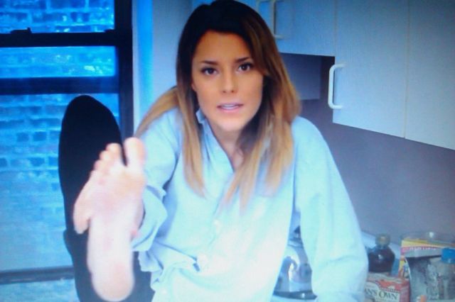 grace helbig feet 5