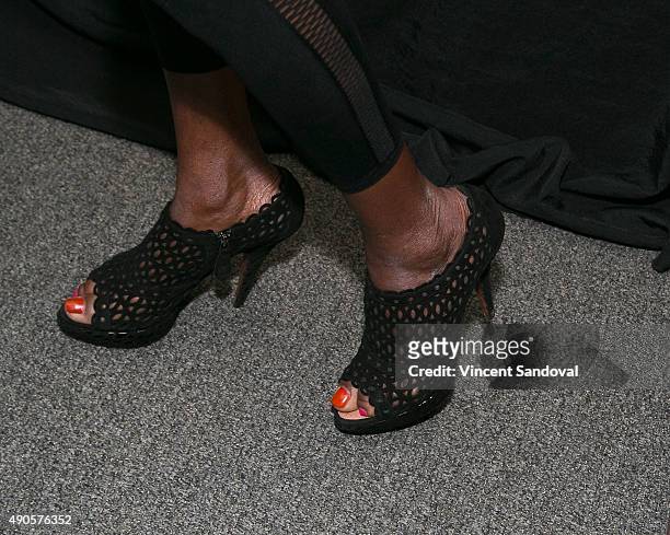 grace jones feet 1