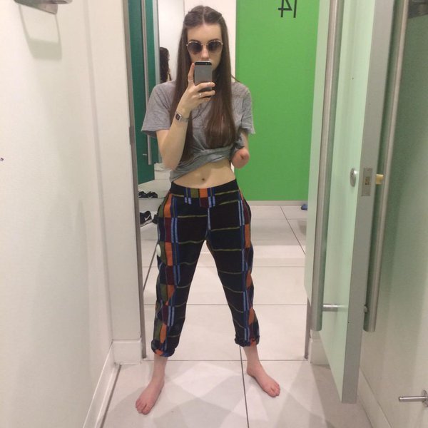 grace mandeville feet 4