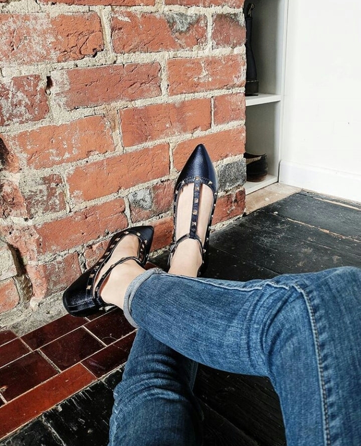 grace mandeville feet 6