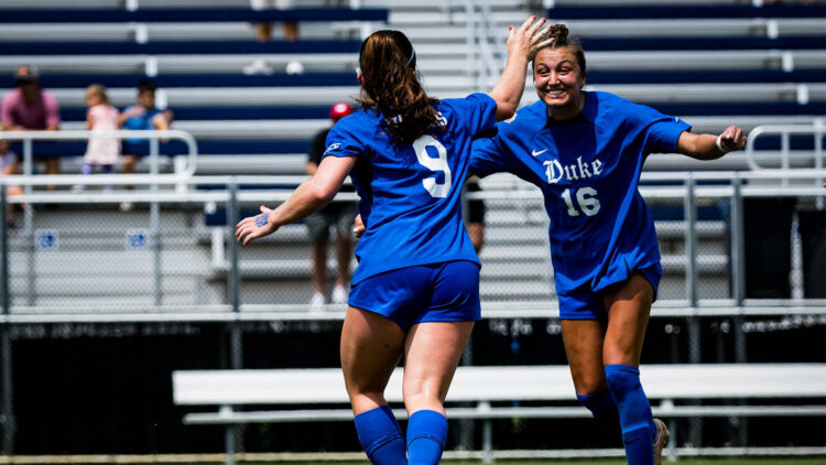 grace watkins feet 4