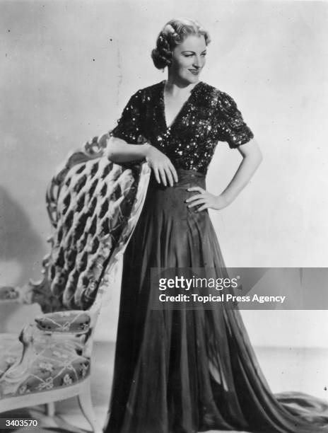 gracie fields feet 1