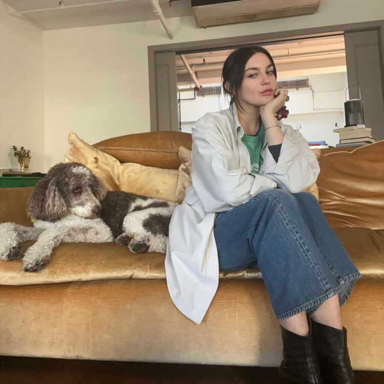 gracie mcgraw feet 4