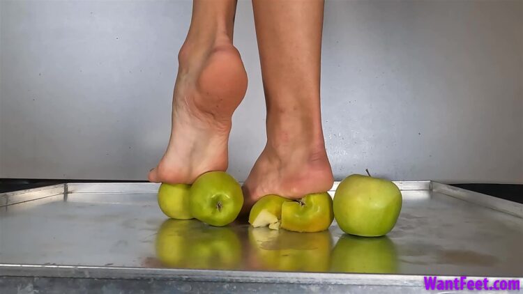 granny smith feet 2