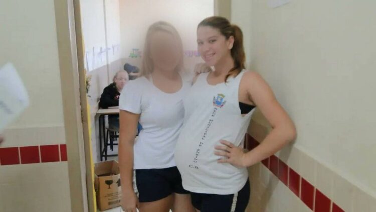 gravida aos 15 feet 6