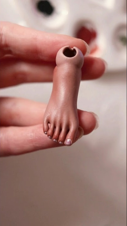 greatbigtoybox feet 1