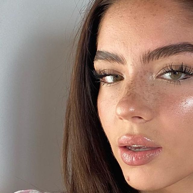 greta gabriella kazaren feet 4