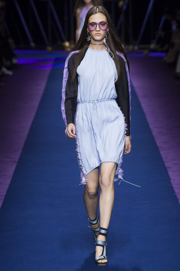 greta varlese feet 4