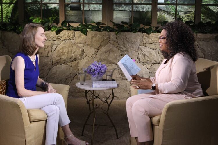 gretchen rubin feet 2