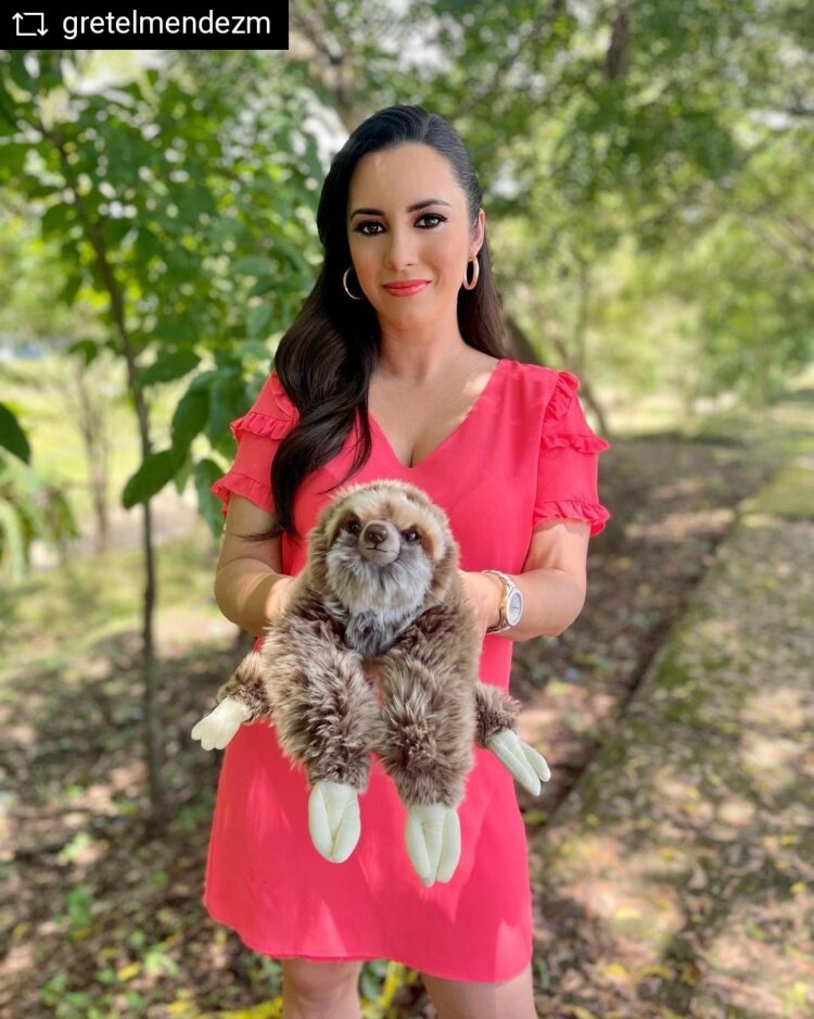 gretel mendez feet 3