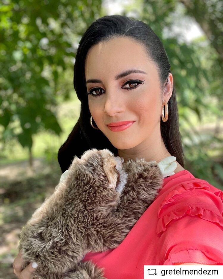 gretel mendez feet 6