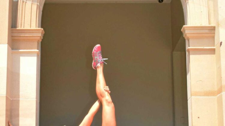 gretel scarlett feet 3