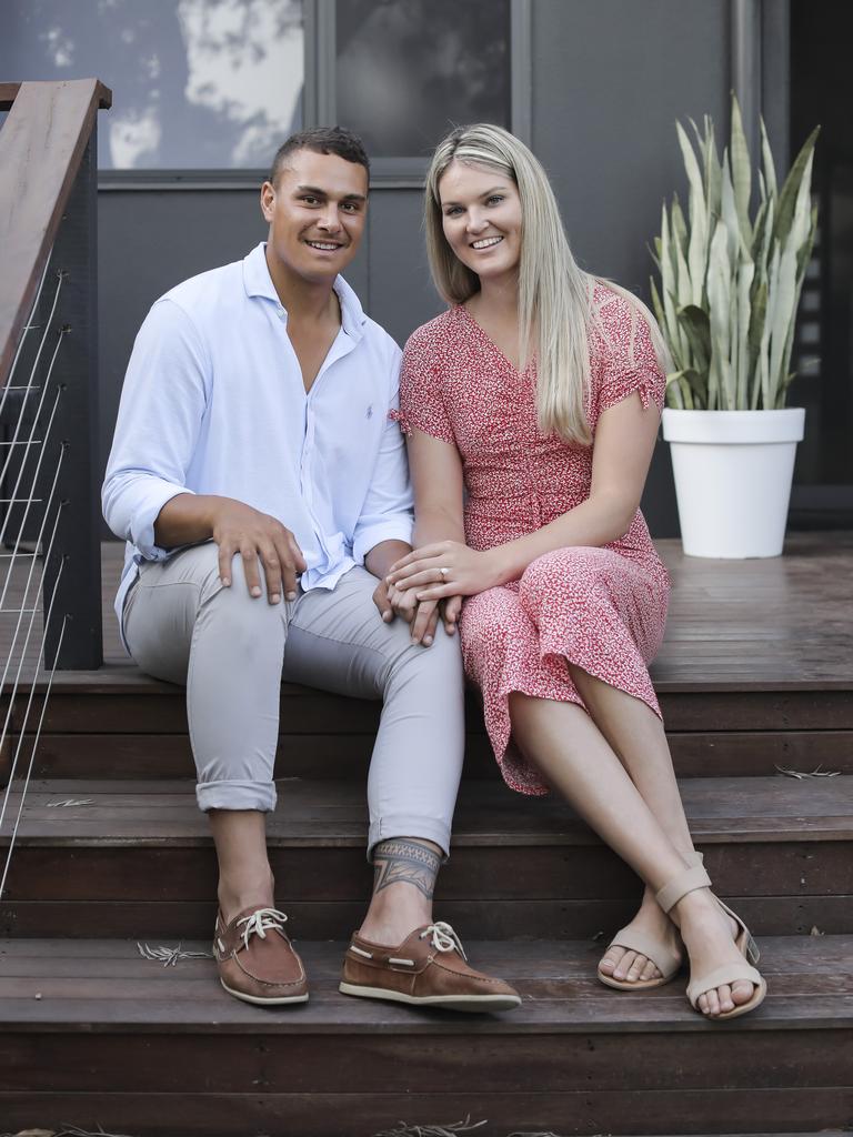 gretel tippett feet 2