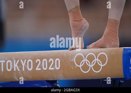 guan chenchen feet 1