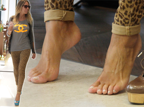 guendalina canessa feet