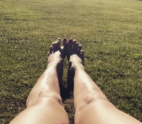 guillermina valdes feet 3