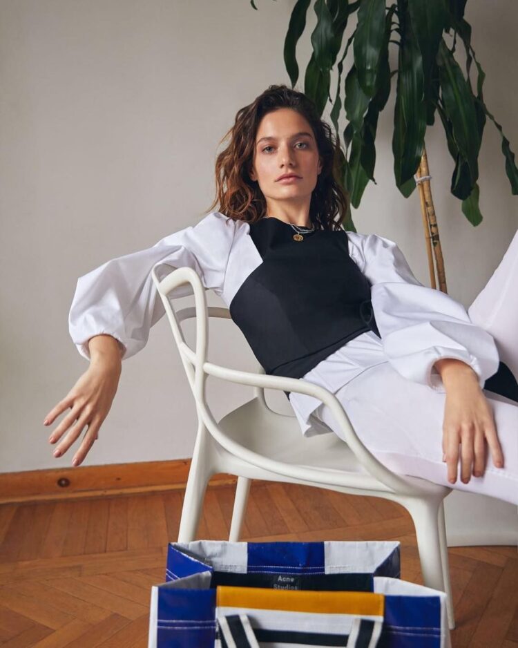 gulcan arslan feet 3